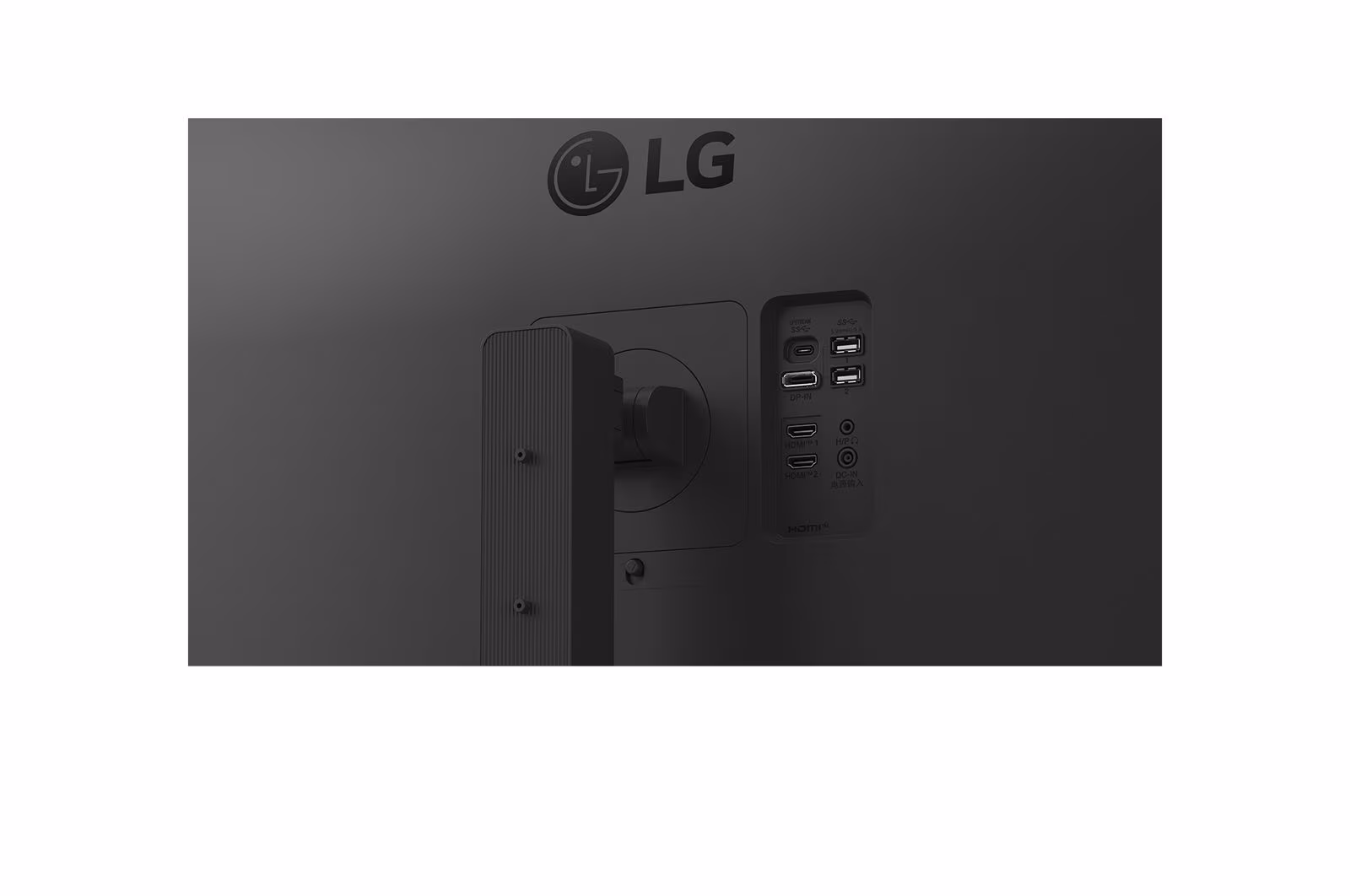 Монитор 31.5" LG 32U720A-B VA 3840x2160, 60 Гц, 5 мс, 16:9, 250 кд/м², 2xHDMI 2.0, DP 1.4, USB-C (90 Вт), 3.5 Jack, USB Hub (2x USB 3.0), динамики (2x
