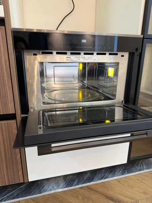 Микроволновая печь встраиваемая 34L KMI 830 GNBX KORTING