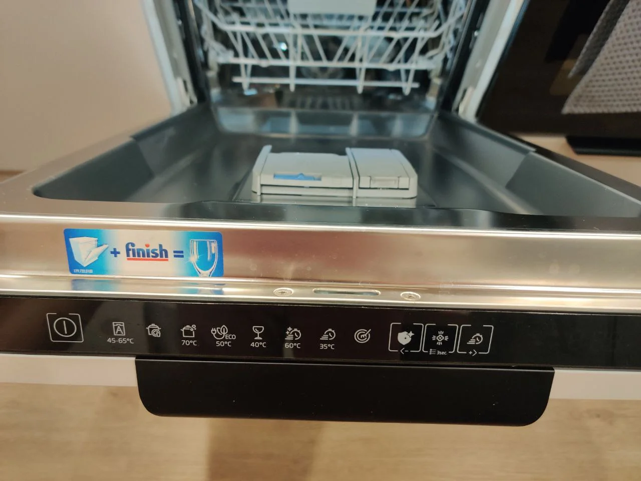 Встраиваемая посудомоечная машина 45СМ BDIS38120Q 7637808335 BEKO