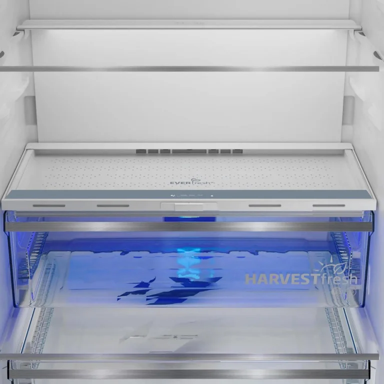 Холодильник встраиваемый BCNE400I35ZS 7278748701 BEKO