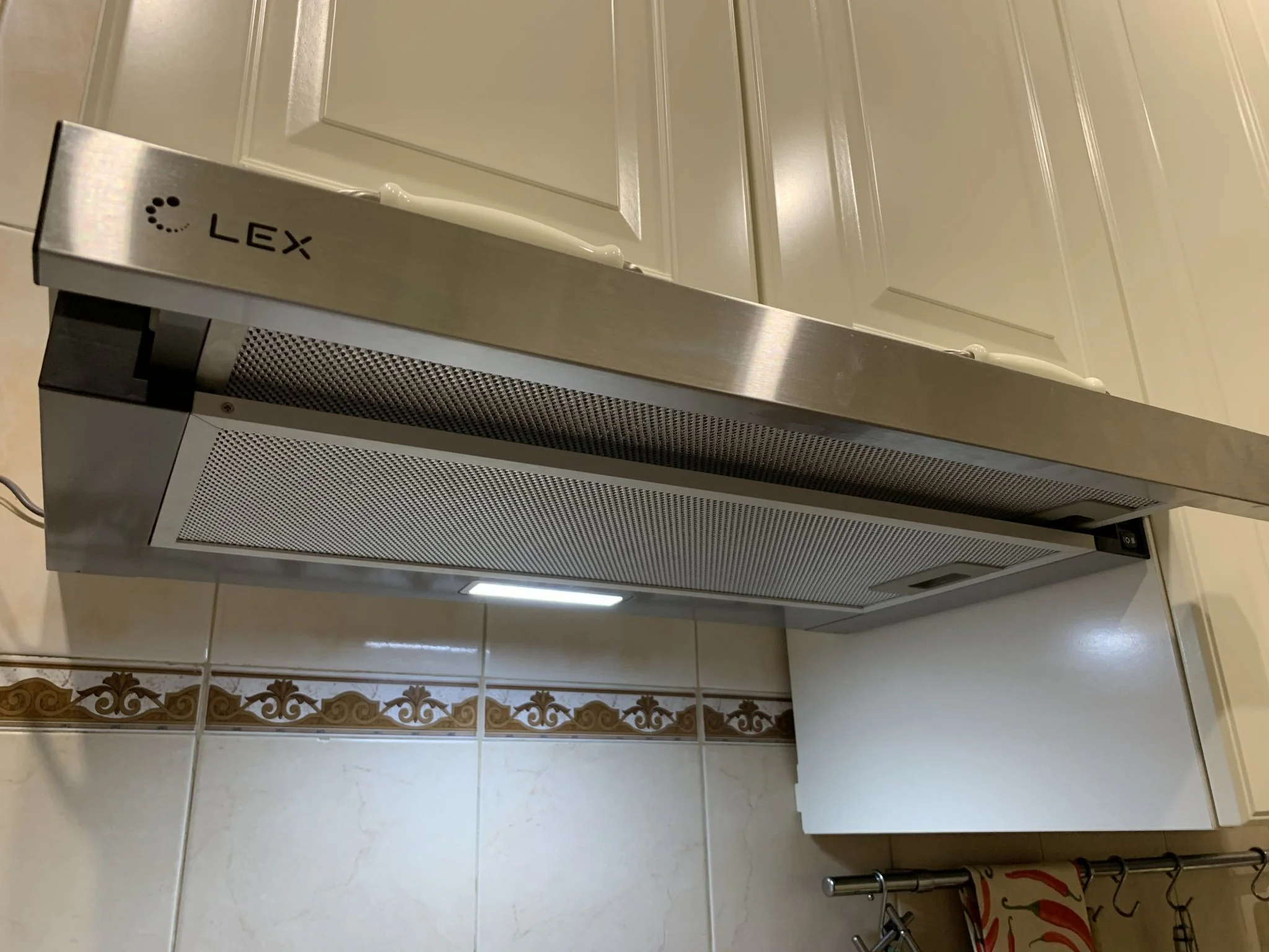 Вытяжка LEX HUBBLE 600 INOX