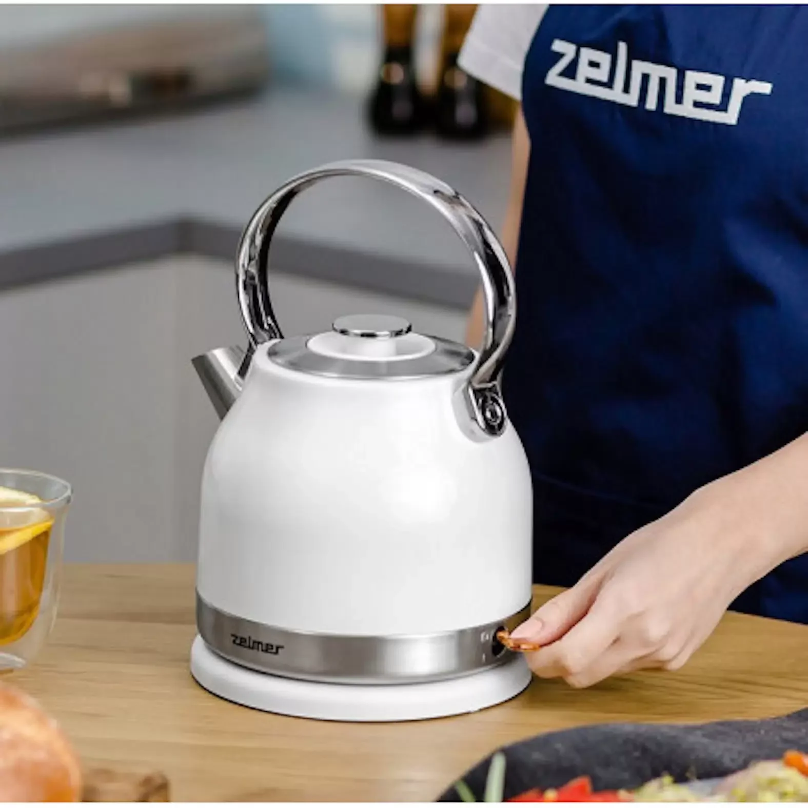 Чайник электрический Zelmer ZCK7940