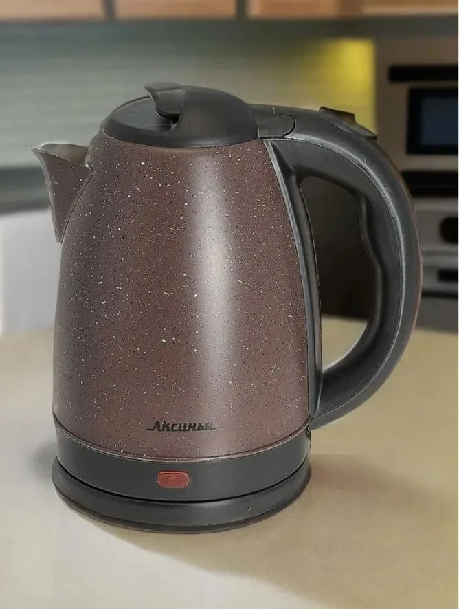 Чайник электрический АКСИНЬЯ КС-1015 коричневый