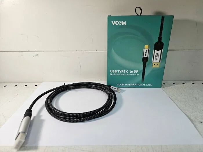 Кабель-адаптер DP A(m) <-->USB 3.1 Type-Cm,bi-direct, 8K@60Hz, 1.8m , VCOM <CU422VB-1.8>