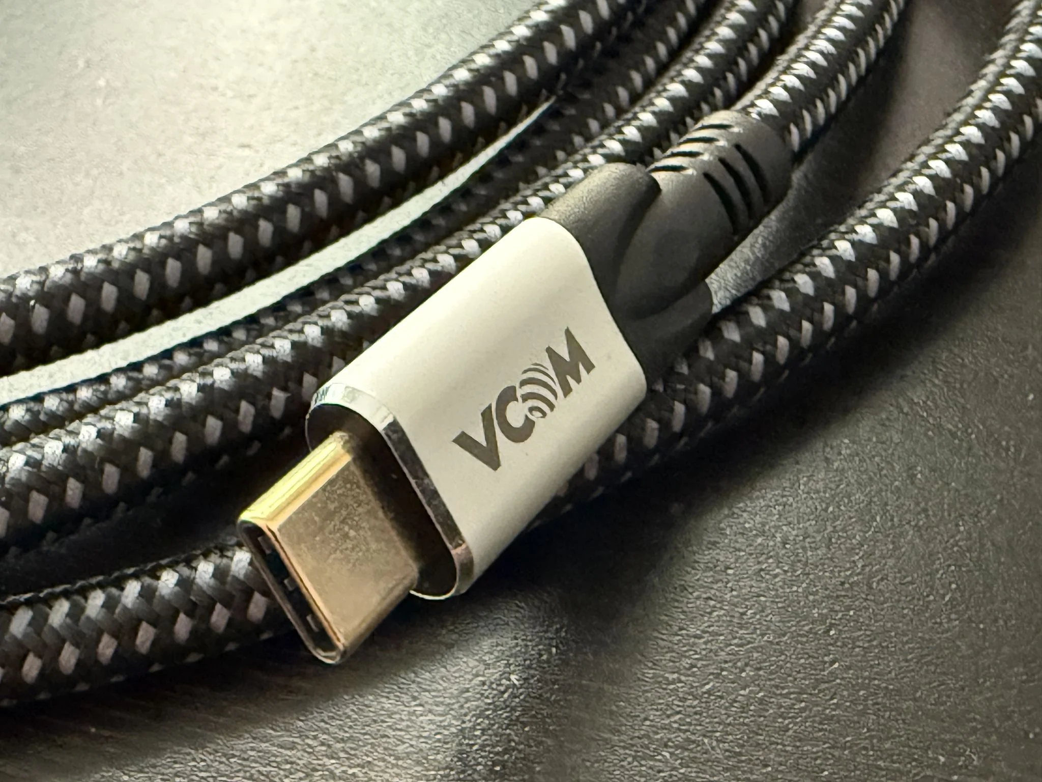 Кабель-адаптер USB 3.1 Type-Cm --> DP(m) 8K@60Hz, 1.8m , Alumi Shell,VCOM