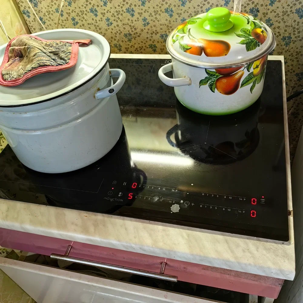 Электрическая варочная панель Electrolux CIV634
