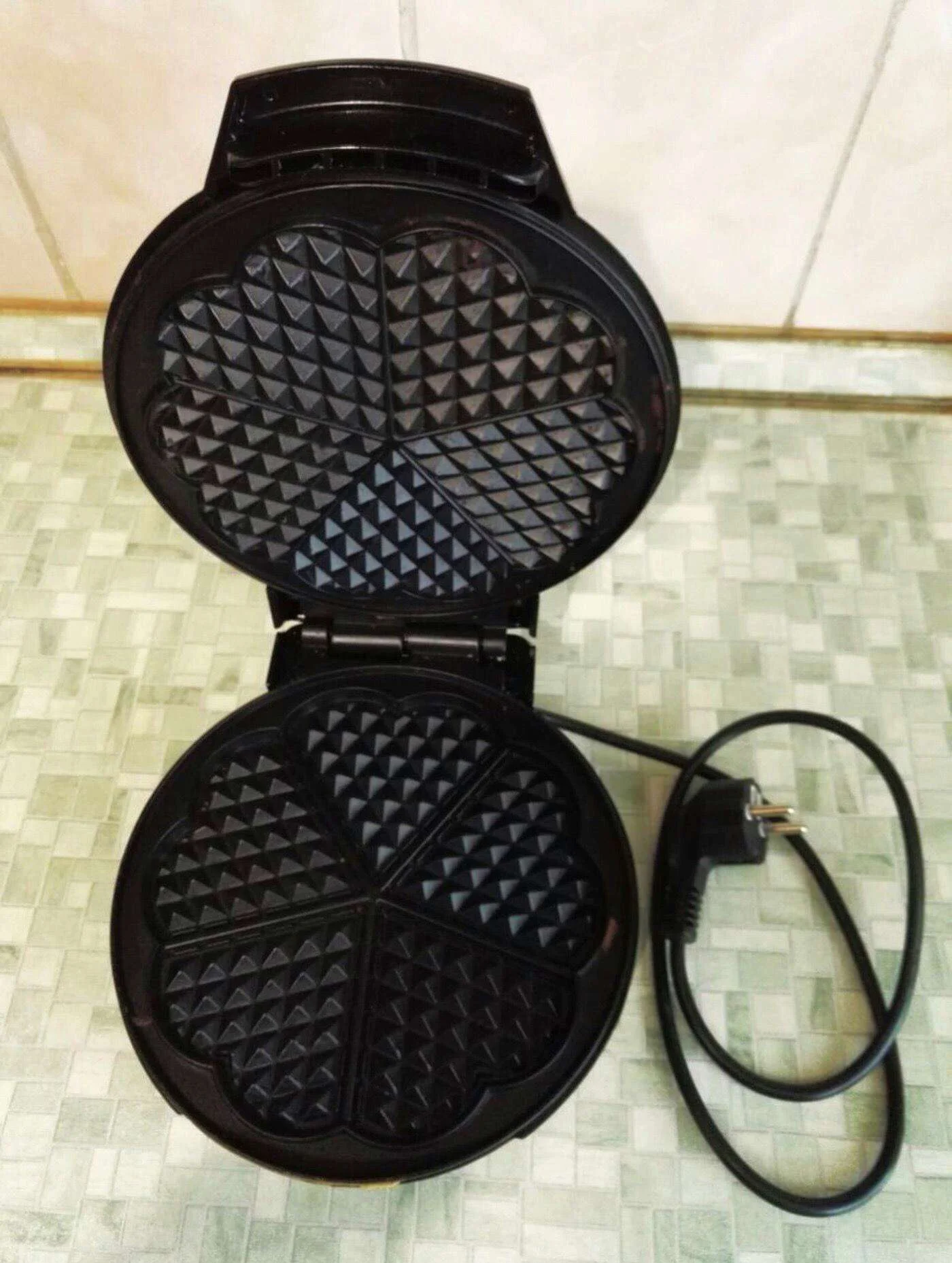 Бутербродница и вафельница Clatronic WA 3491 schwarz