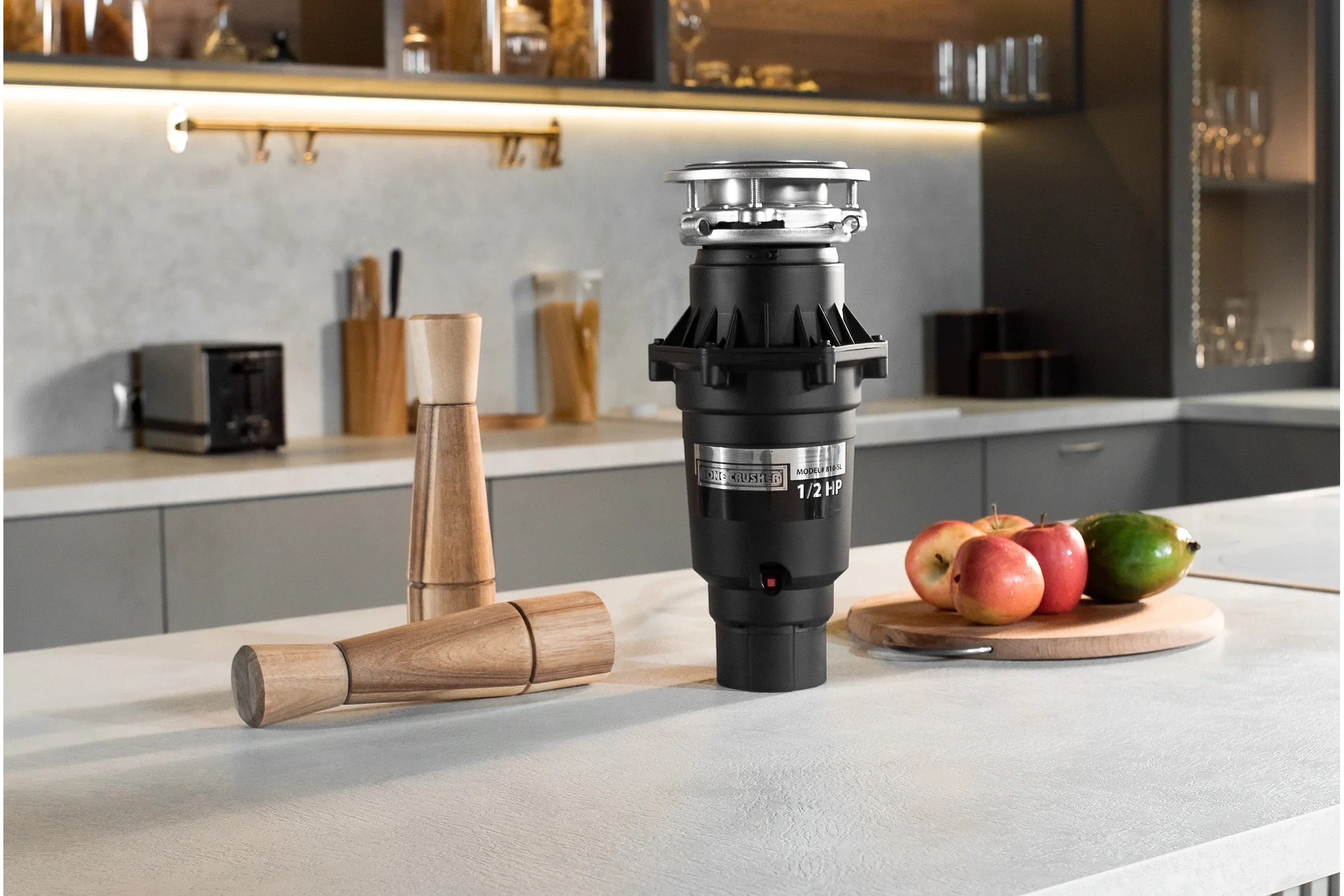 Измельчитель пищевых отходов Bone Crusher BC-810 SLIM Line