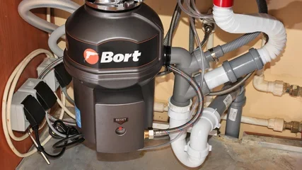 Измельчитель пищевых отходов Bort TITAN Extra