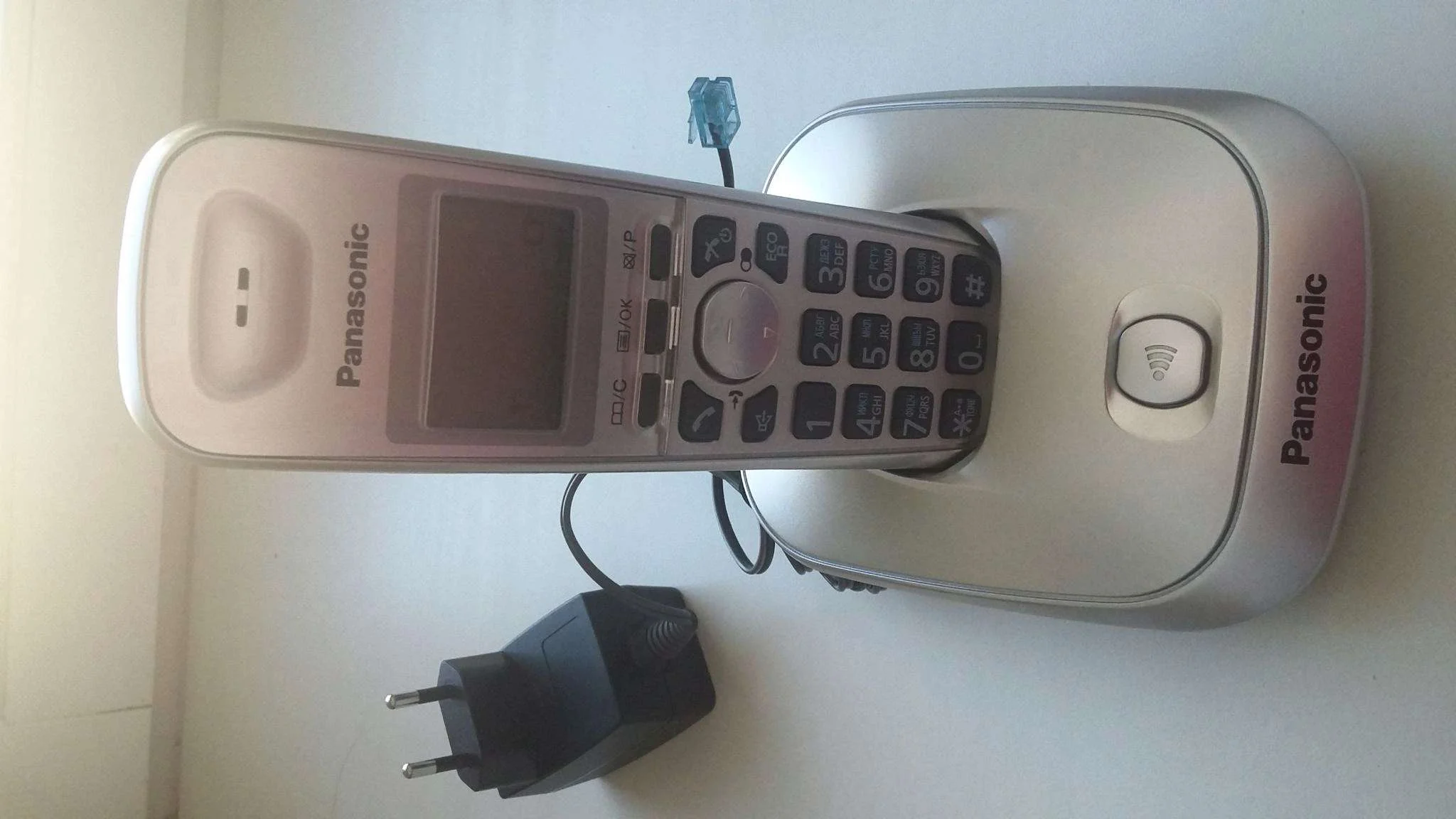 Р/телефон Panasonic KX-TG2511RUN (платиновый)