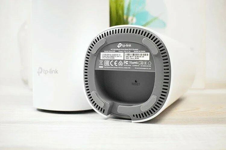TP-Link Deco E4(2-pack) Домашняя Mesh Wi-Fi система AC1200, до 300 Мбит/с на 2,4 ГГц + до 867 Мбит/с на 5 ГГц
