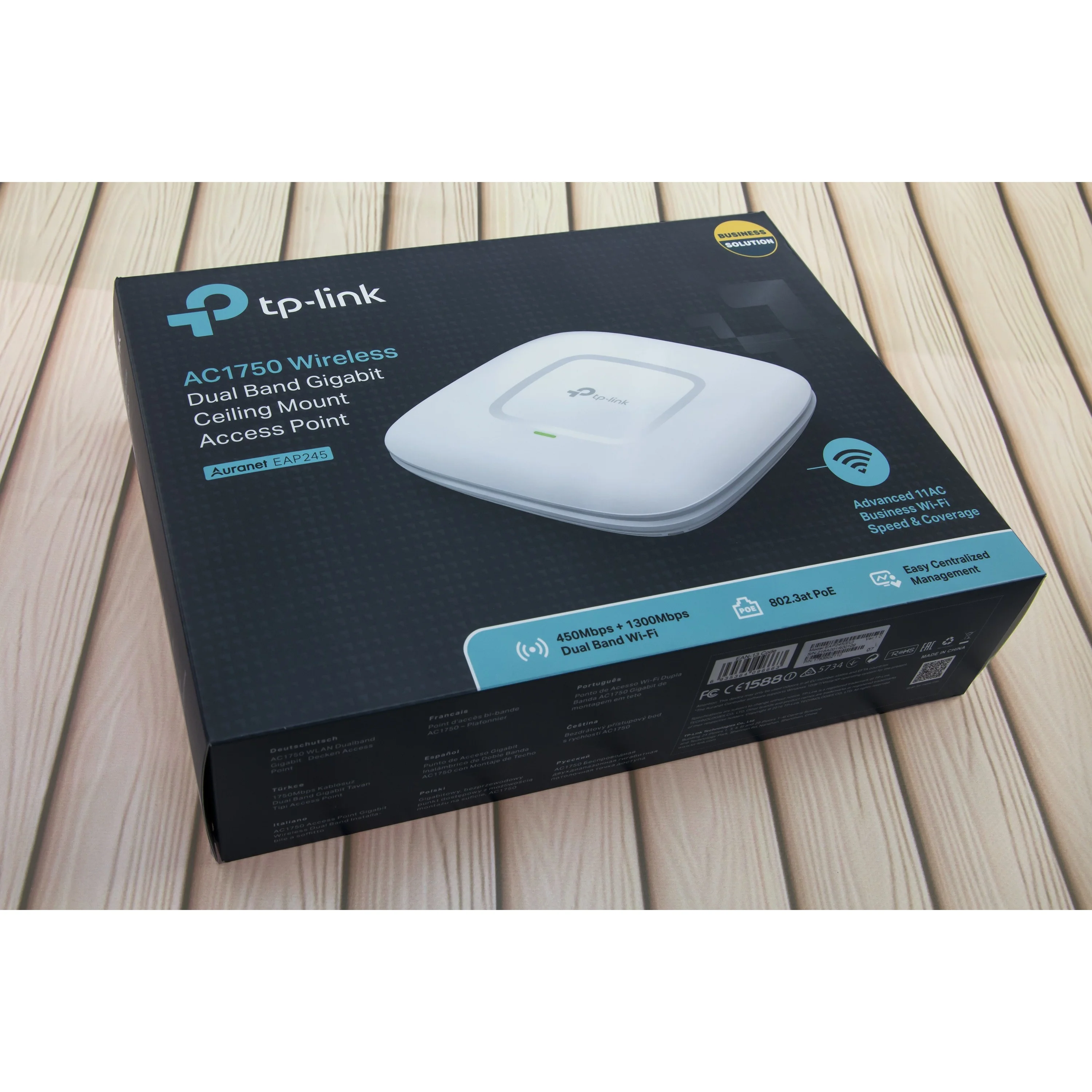 TP-Link EAP245 Потолочная точка доступа Wi‑Fi AC1750, до 450 Мбит/с на 2,4 ГГц и до 1300 Мбит/с на 5 ГГц, PoE, 3×3 MIMO