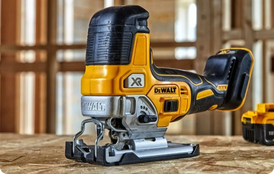 Лобзик DeWalt DCS335N -XJ 590Вт 3200ходов/мин от аккумулятора