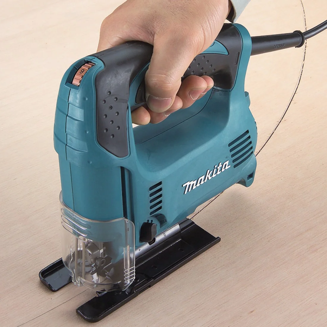 Лобзик Makita 4328 450Вт 3100ходов/мин от электросети
