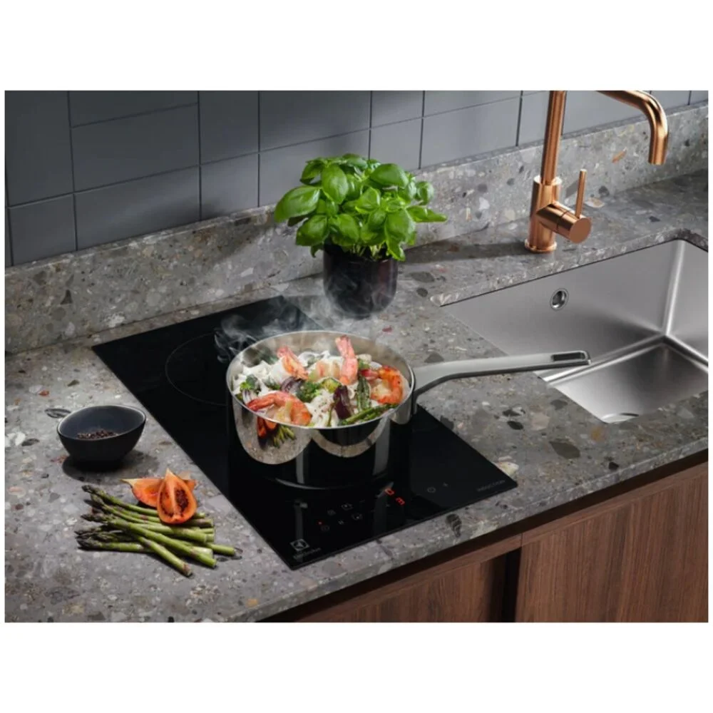 Электрическая варочная панель Electrolux LIT30230C