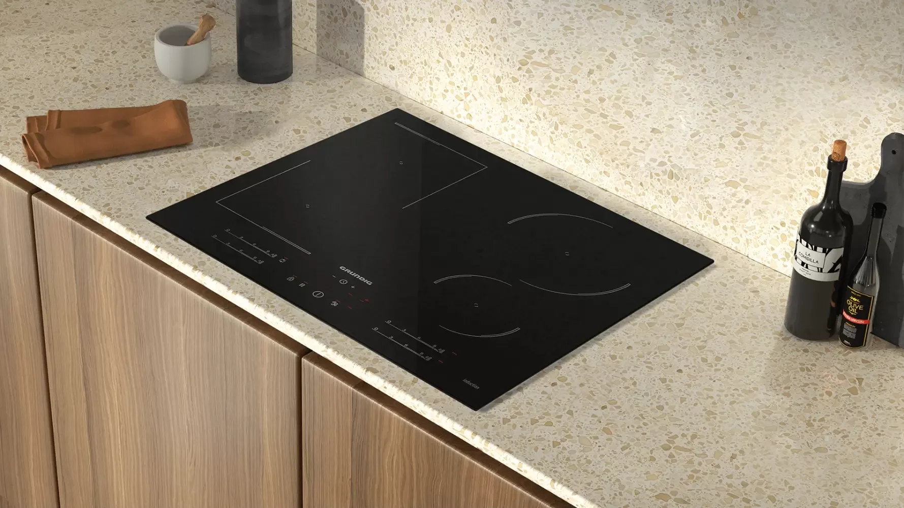 Электрическая варочная панель Grundig GIEI627474PN, черный