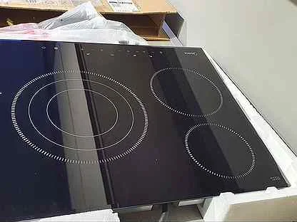 Электрическая варочная панель Grundig GIEV 624430 X