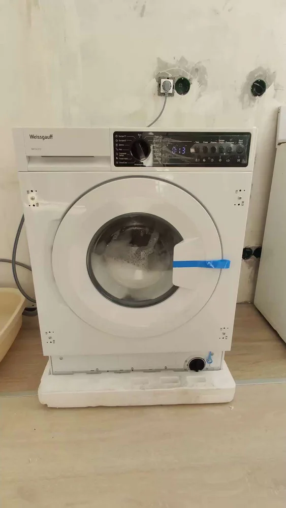 Встраиваемая стиральная машина Weissgauff WMI 6147 Inverter Steam класс:A+++, загрузка до 7кг, отжим:1400об/мин, белый