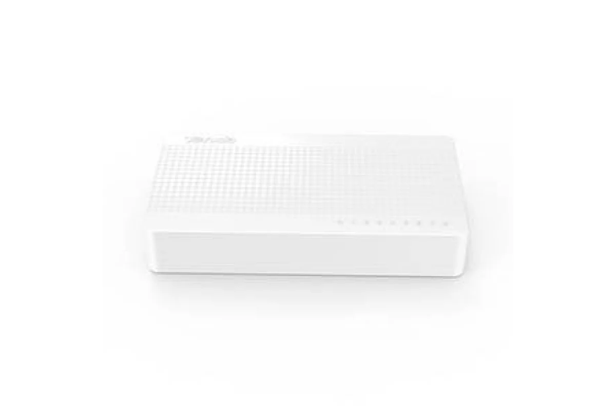 Коммутатор настольный неуправляемый Tenda S108 (mini), 8 портов Ethernet 10/100 Мбит/сек, пластиковый корпус