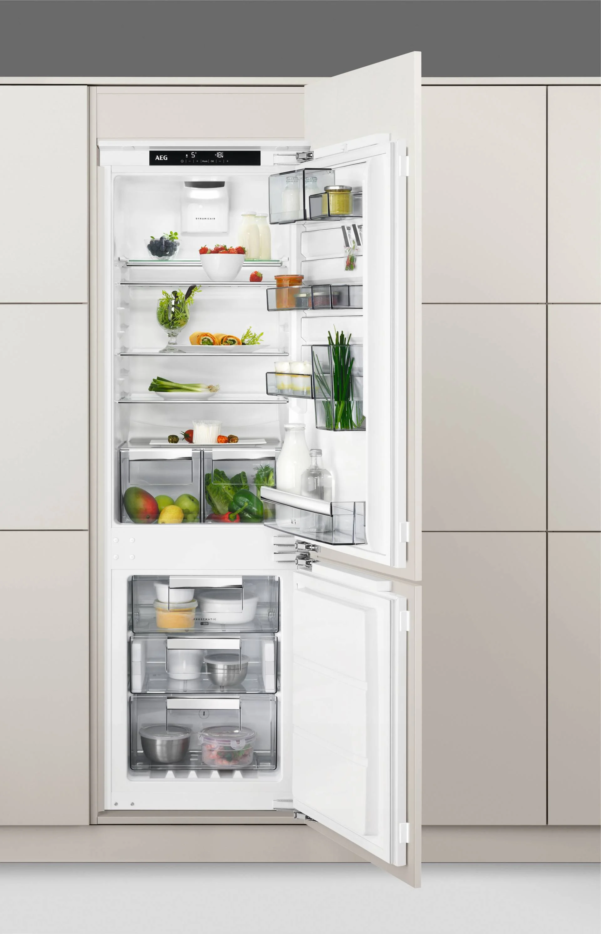 Холодильник Встраиваемый ELECTROLUX ENT6MD18S3 комбинированный, No Frost (морозильная камера), электронное управление, полезный объём: 248 л (186 + 62