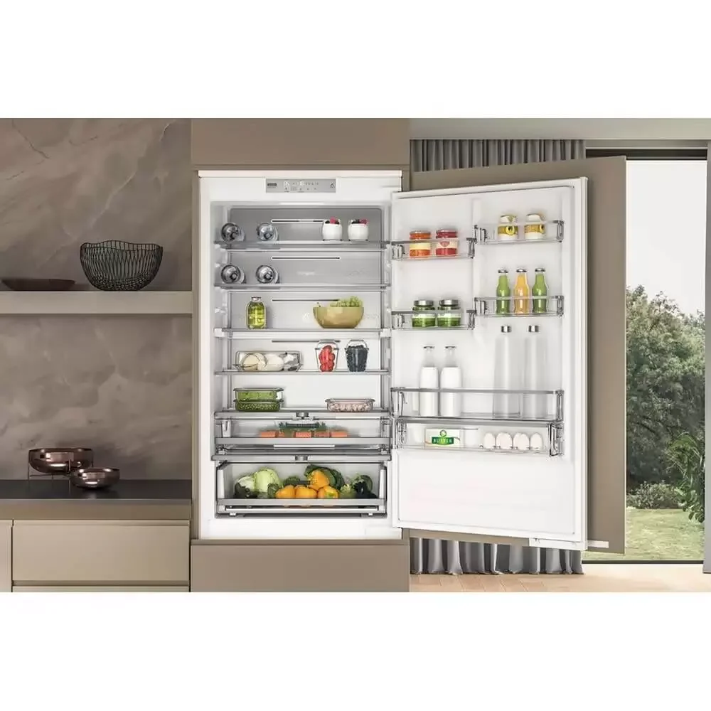 Холодильник встраиваемый Whirlpool WHSP70T241P 70 см, 193.5х54.3х69 см, 295/95 л, инверторный компрессор, автоматическая разморозка, зона свежести вла