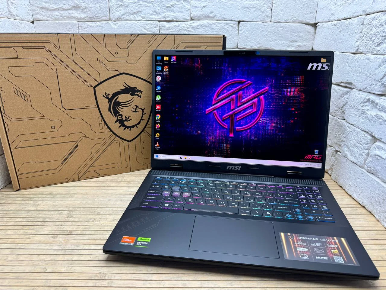 Ноутбук MSI Crosshair A16 HX D8WGKG-078XRU AMD Ryzen 7 8840HX/32Gb/SSD1Tb/RTX5070 8Gb (115W)/16"/IPS/WQXGA/2560x1600/240Hz/NoOS/Cosmos Gray/2.5kg (9S7