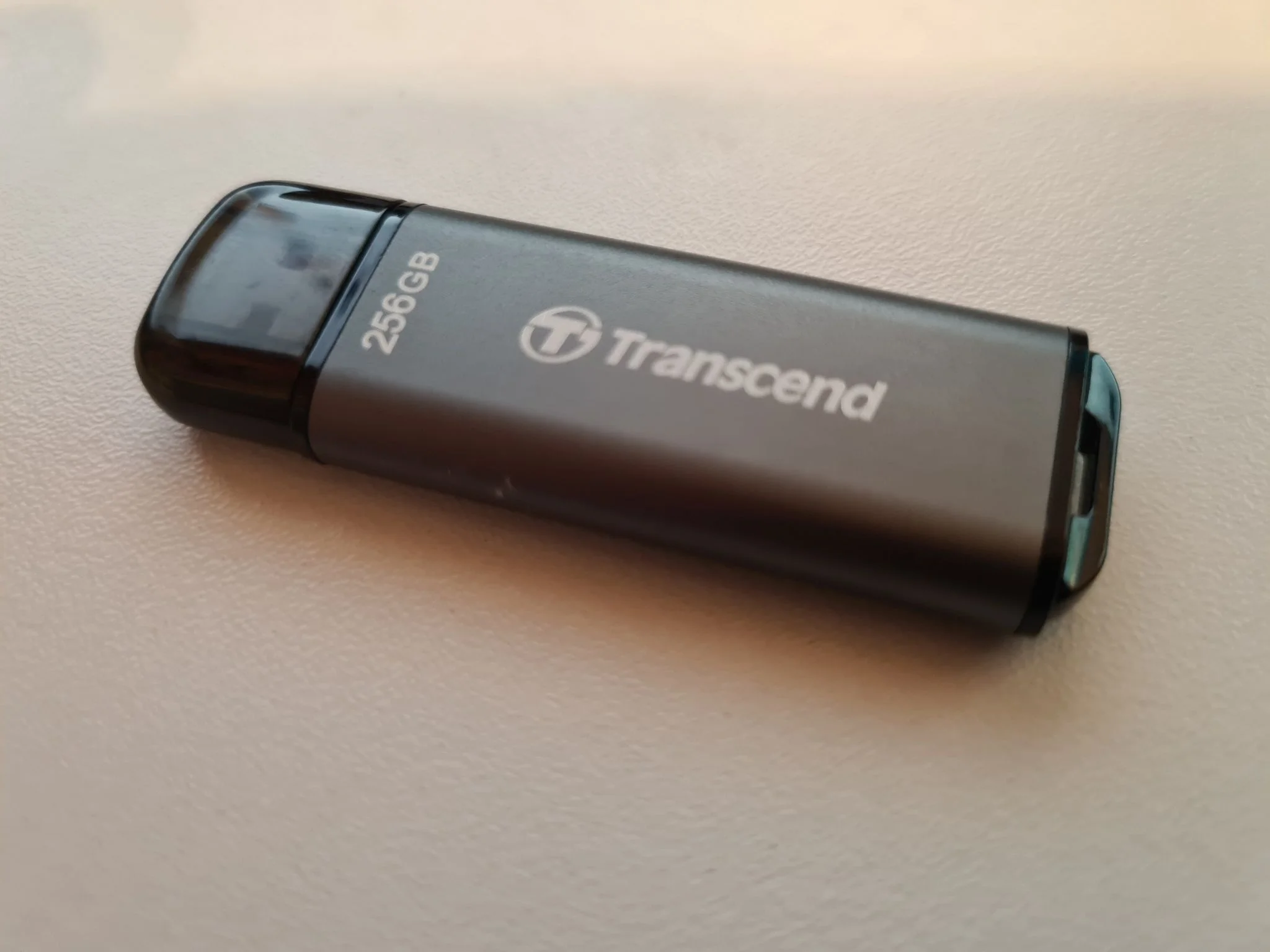 Флеш накопитель 256GB Transcend JetFlash 920, USB 3.2 Gen 1 [R/W - 420/400 MB/s]