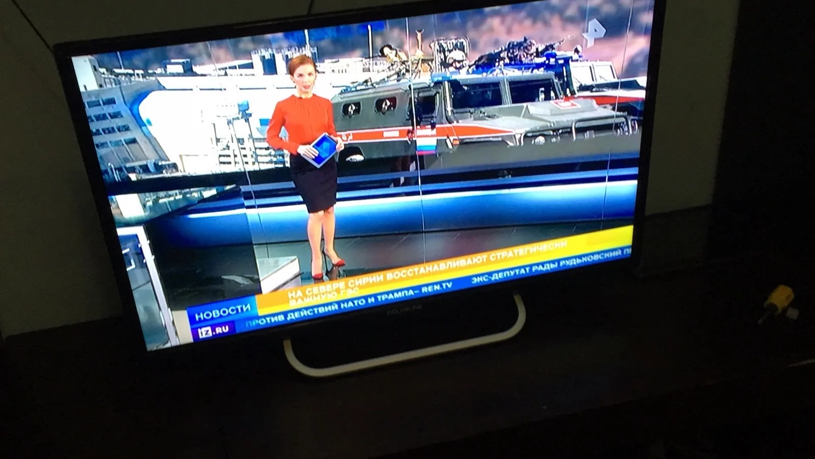 Телевизор LED 32" POLARLINE 32PL12TC черный 1366x768, HD READY, 50 Гц,DVB-T,DVB-T2,DVB-C,USB,HDMI