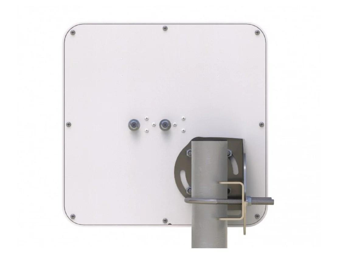 Антенна 4G/LTE MIMO 1700-2600 20 дБ большая панель