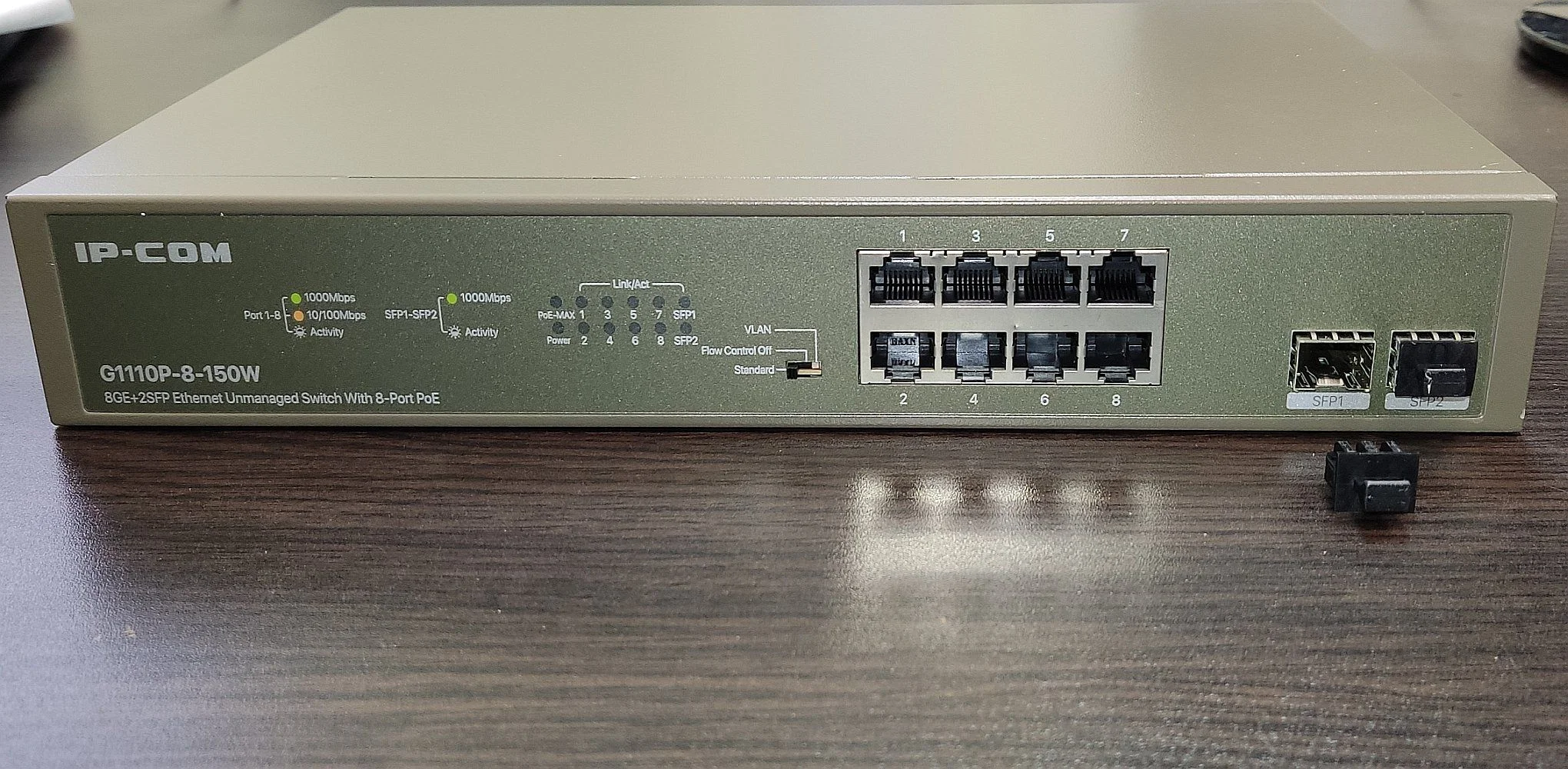 Коммутатор неуправляемый IP-COM G1110P-8-150W Ethernet 8GE+2SFP С 8-Портовым PoE