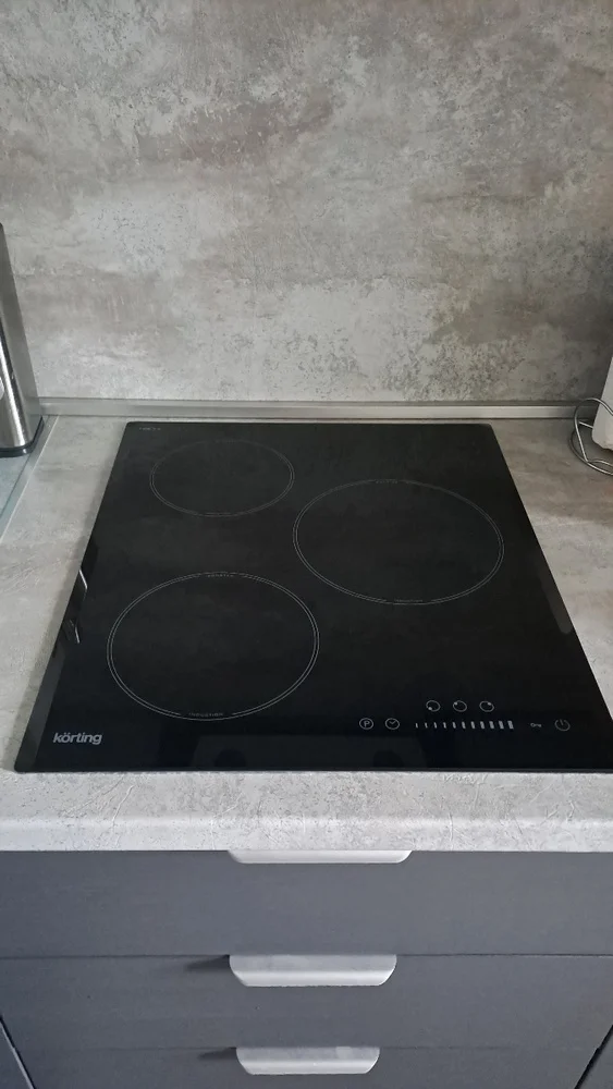 Варочная панель Korting HI 43053 BW