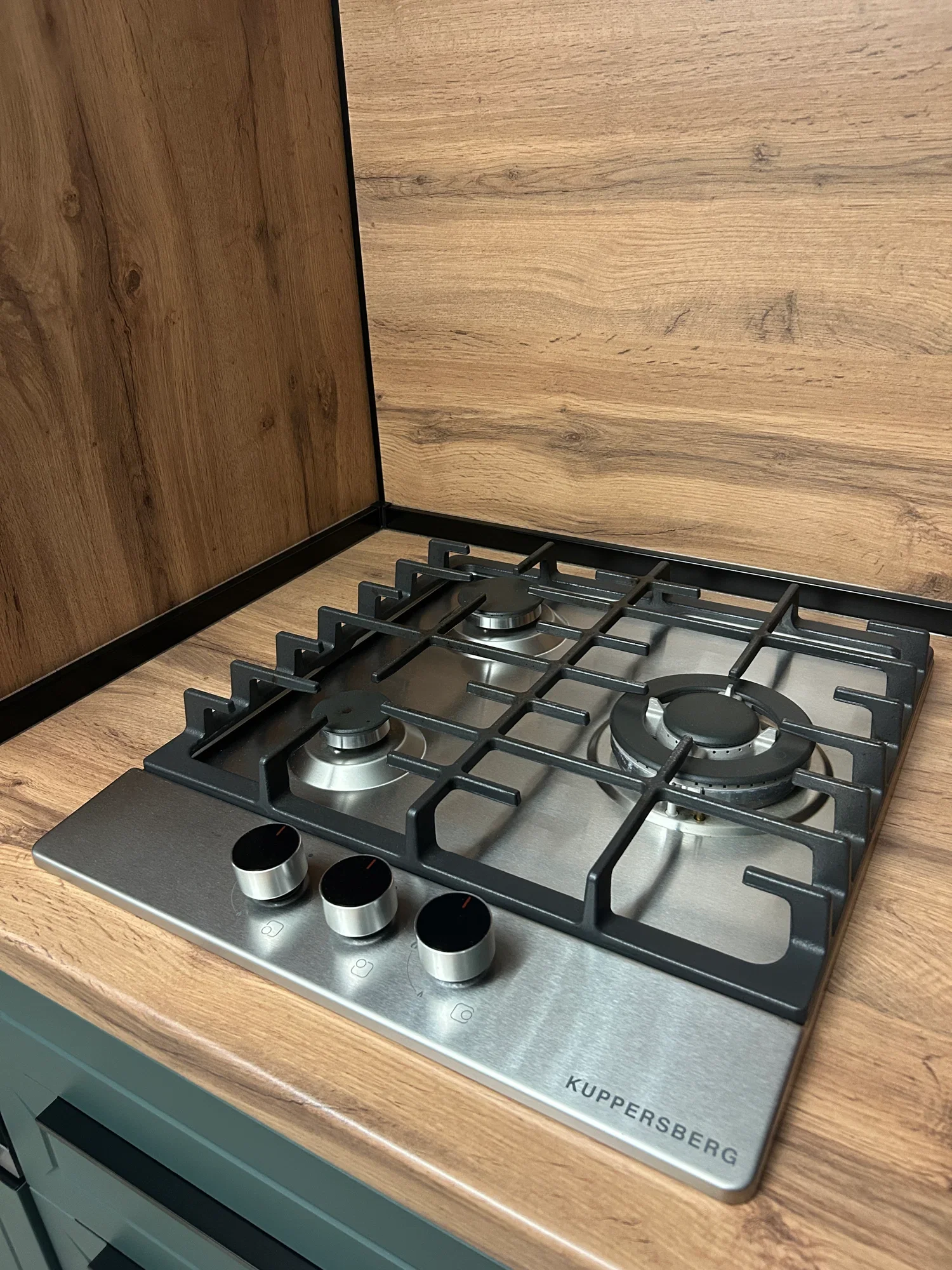 Варочная панель Kuppersberg FS 46 X, газ, High-Tech, 45 см, автоматический электроподжиг, газ-контроль, форсунки под сжиженый газ, SABAF конфорки, чуг