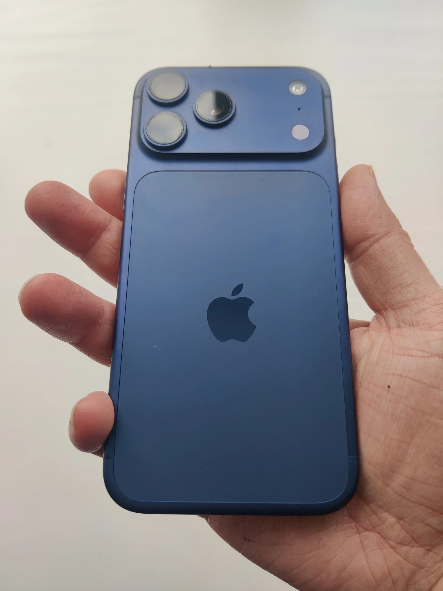 Смартфон Apple IPHONE 17 PRO MAX 1TB BLUE esim