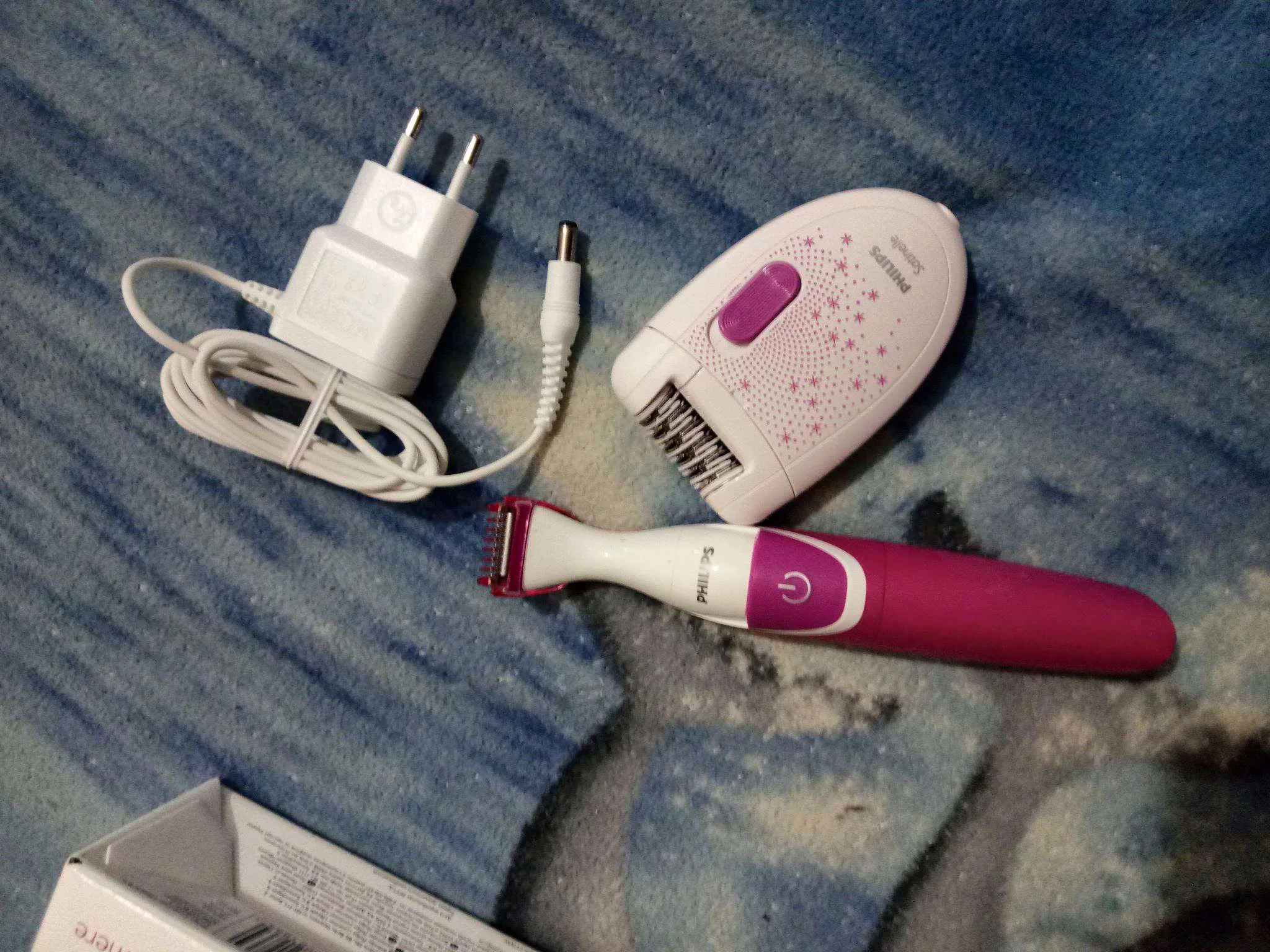 Эпилятор и электробритва для женщин Philips BRT 383/15 BikiniGenie