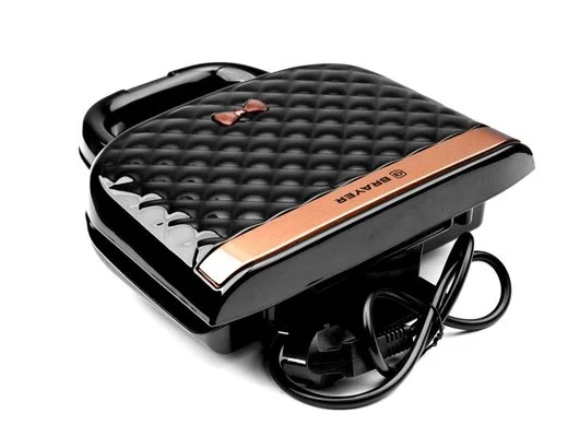 Вафельница BRAYER 2304BR, 750 Вт, белг.вафли, панель 21,5*12 см,антиприг.покр,защита от перегр