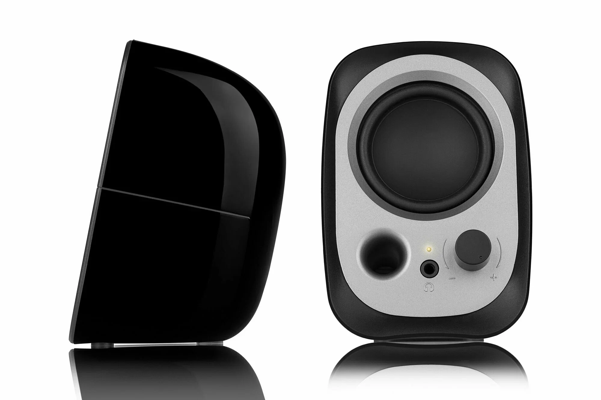 Акустическая система Edifier R12U черный USB