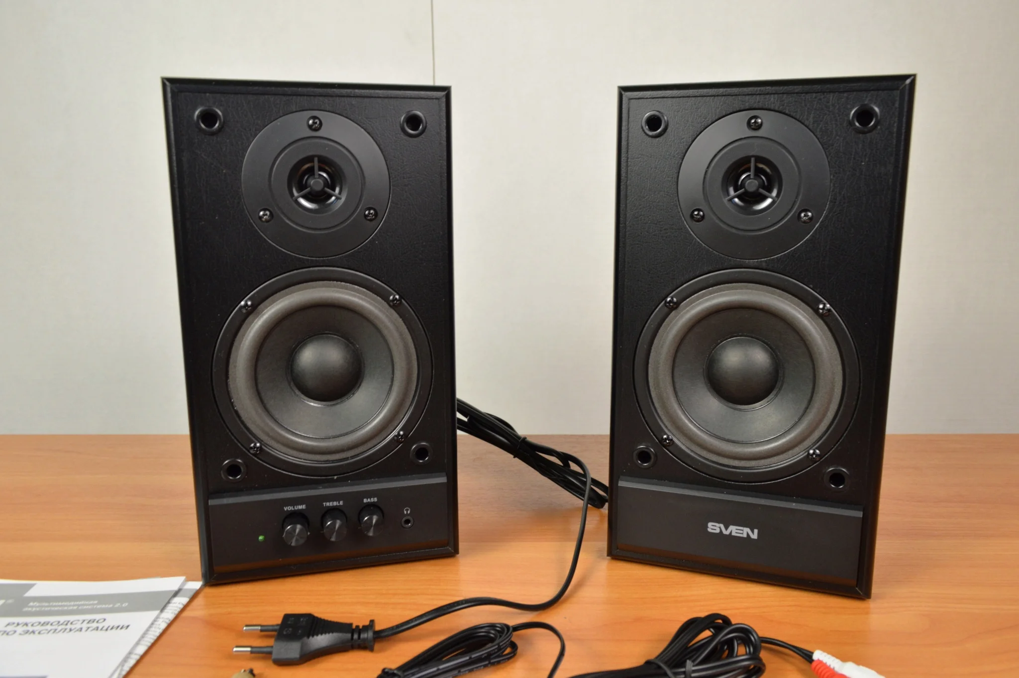 Акустическая система SVEN SPS-702 2.0 черный 40Вт