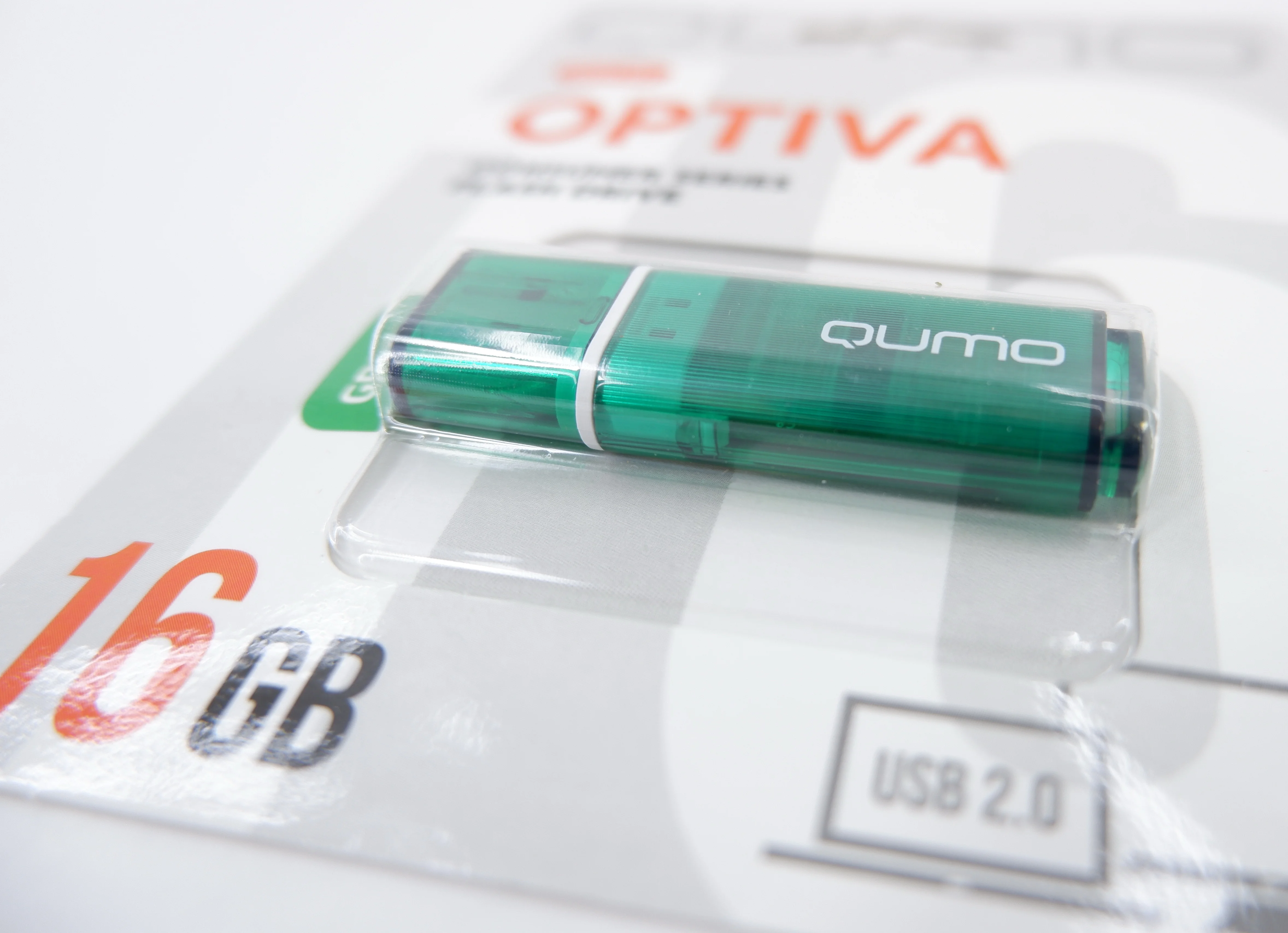 Флешка USB 2.0 QUMO 16Gb Optiva 01 зеленый QM16GUD-OP1-green