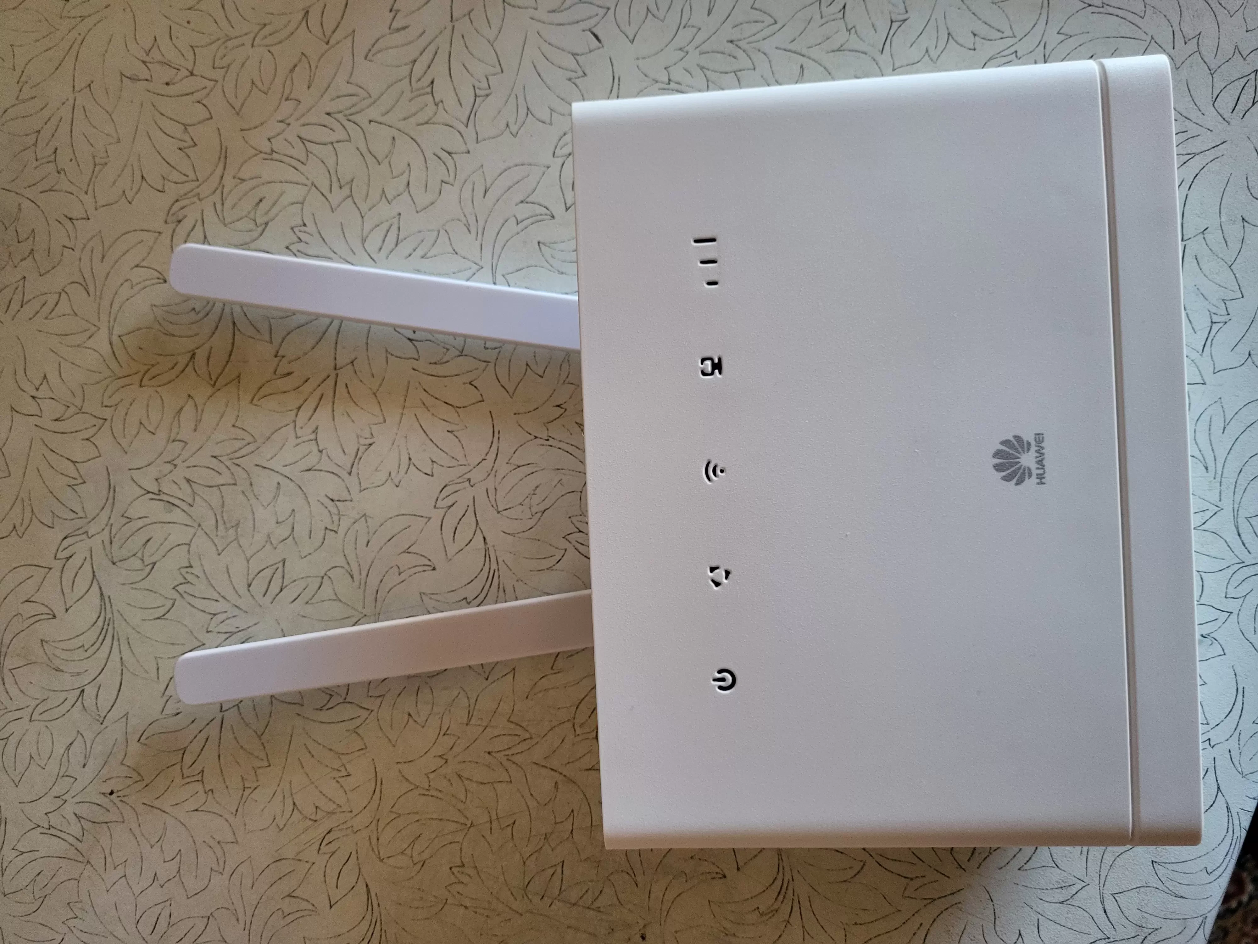 Интернет станция Wi-Fi роутер Huawei B315 4G LTE Cat.4, 2.4GHz