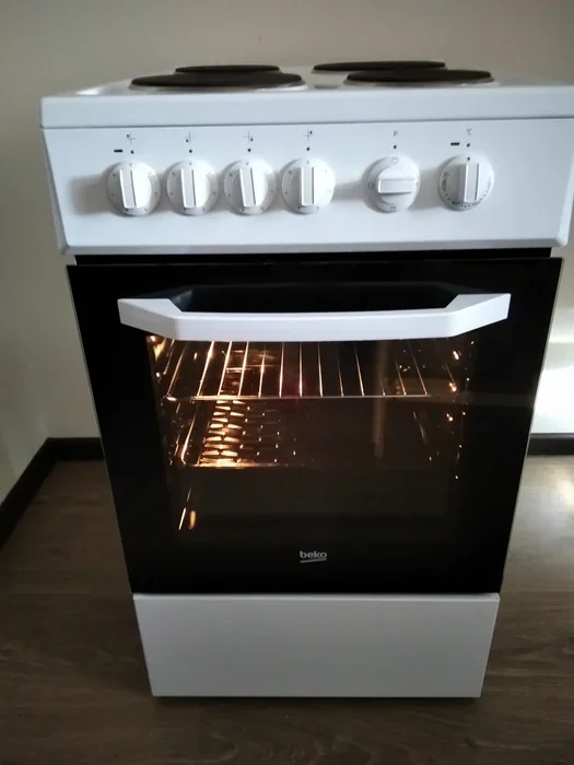 Электроплита Beko FFSS 56000 W