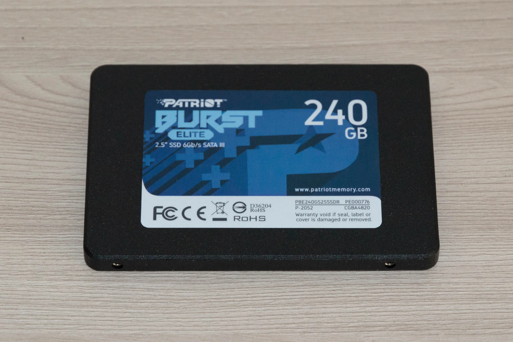 Твердотельный диск 240GB Patriot Burst Elite, 2.5", SATA III, [R/W - 450/320 MB/s]
