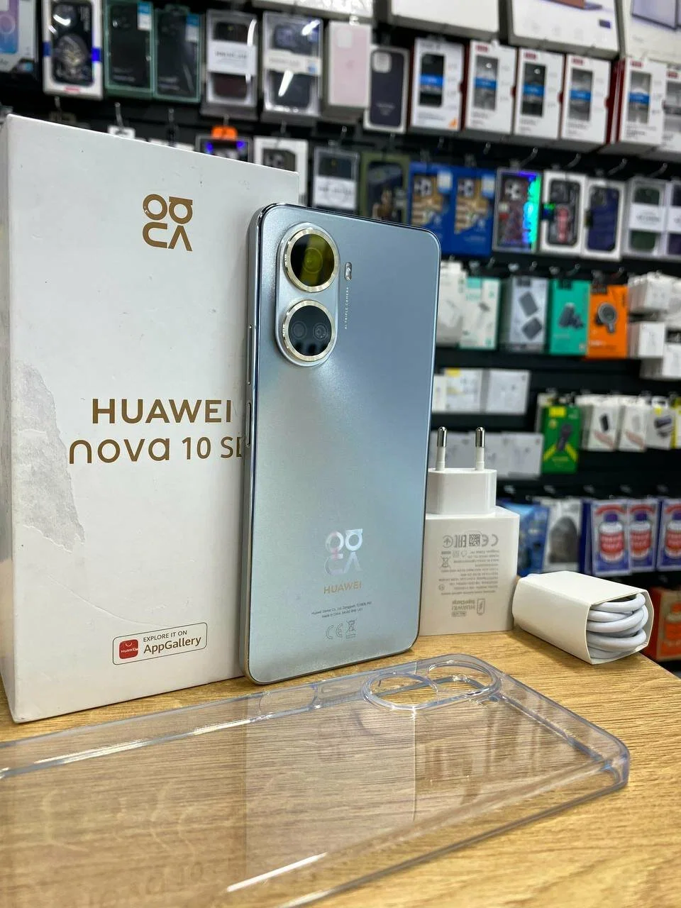 Смартфон HUAWEI nova 10 SE Мерцающий Серебристый 8/128, 1920x1080, OLED, 4500 мА⋅ч, (BNE-LX1) Мк