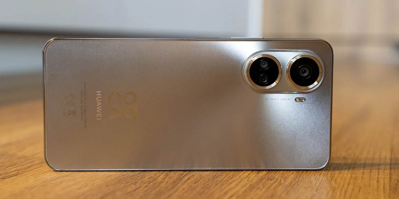 Смартфон HUAWEI nova 10 SE Мерцающий Серебристый 8/128, 1920x1080, OLED, 4500 мА⋅ч, (BNE-LX1) Мк