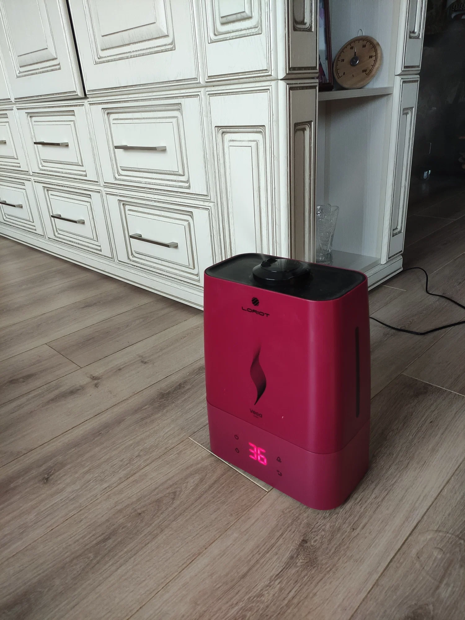 Увлажнитель воздуха Loriot Vega LHS-C530E, вишнёвый