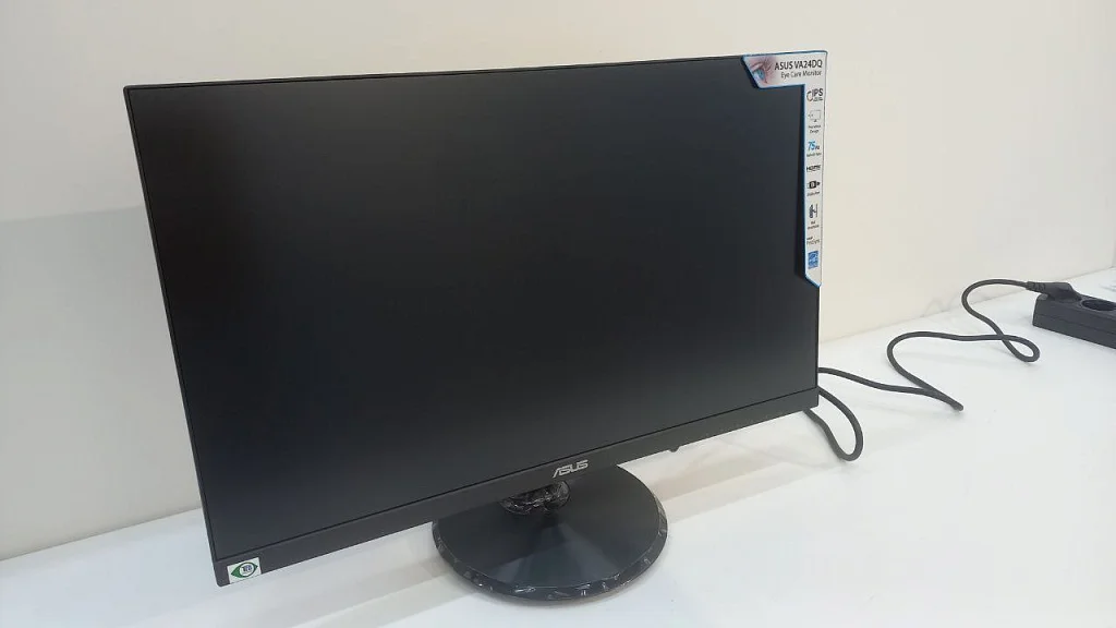 Монитор 24" ASUS VA24DQFS IPS 1920x1080, 100 Гц, 1 мс, 16:9, 300 кд/м2, 1xHDMI, 2xUSB, черный