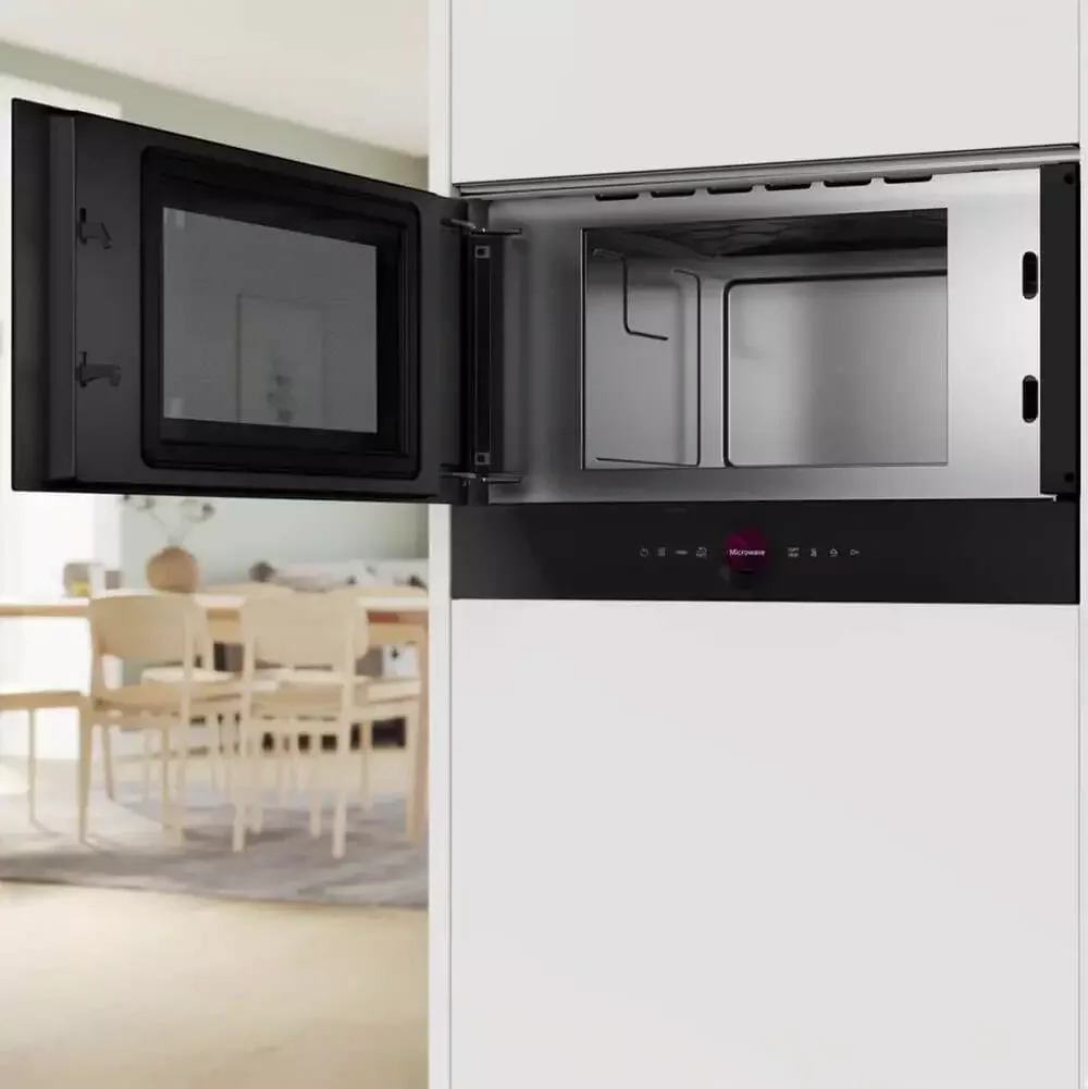 Встраиваемая микроволновая печь Bosch BER7321B1 900Вт, 5 режимов, кварцевый гриль,инвертер, 21 л, черный, петли справа