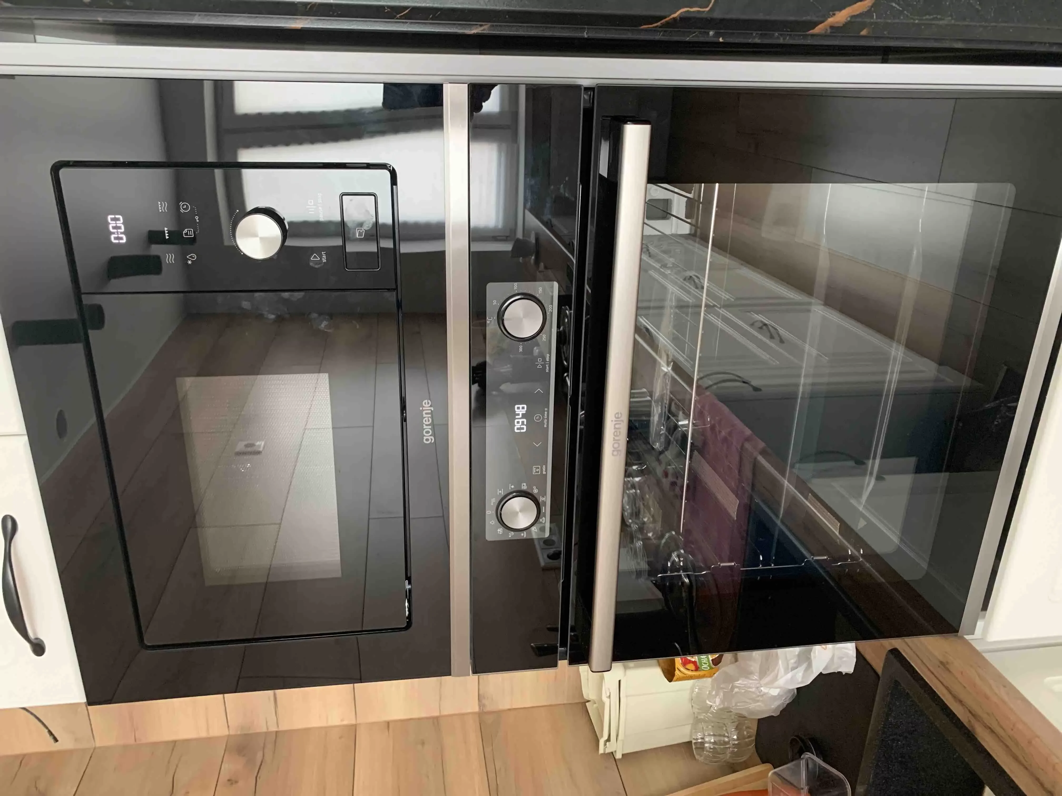 Встраиваемая микроволновая печь GORENJE BMX201AG1BG Электронное управление, черный, объем: 20 л