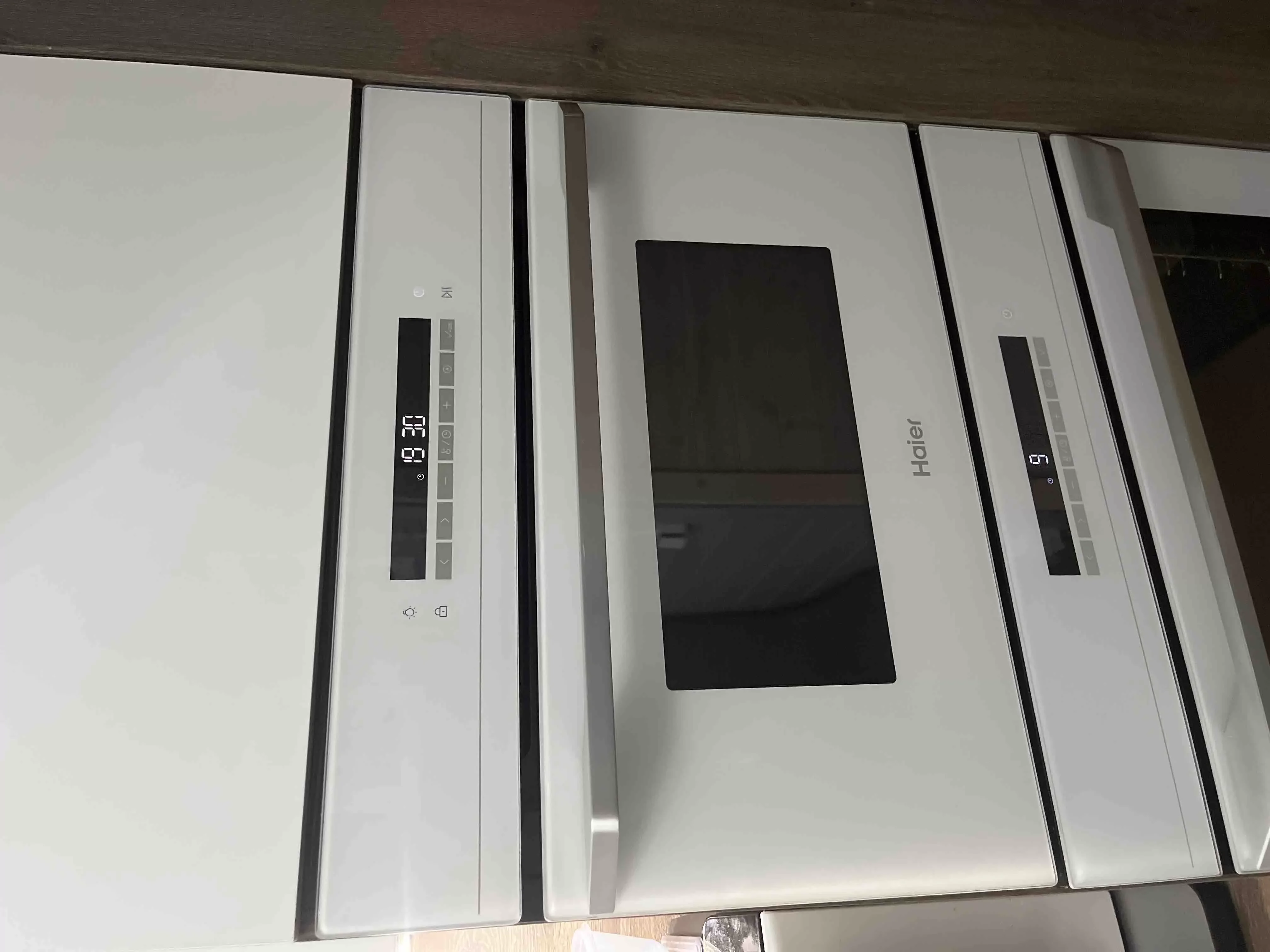 Встраиваемая микроволновая печь Haier HMX-BDC399W