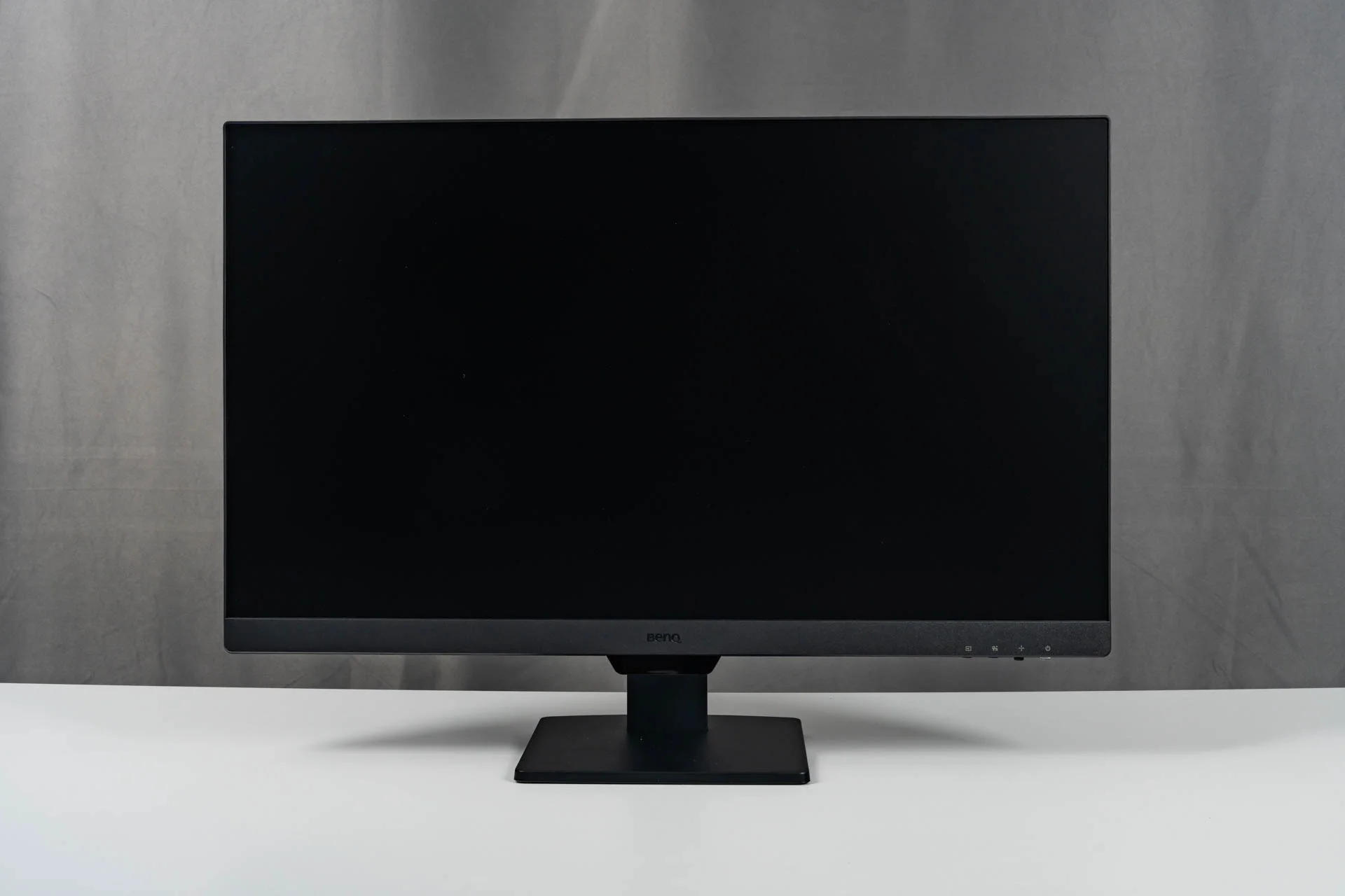 Монитор 27" BenQ GW2790 IPS 1920x1080, 100 Гц, 5 мс, 16:9, 250 кд/м2, 2xHDMI, 1xDP, 1x3.5 мм, черный