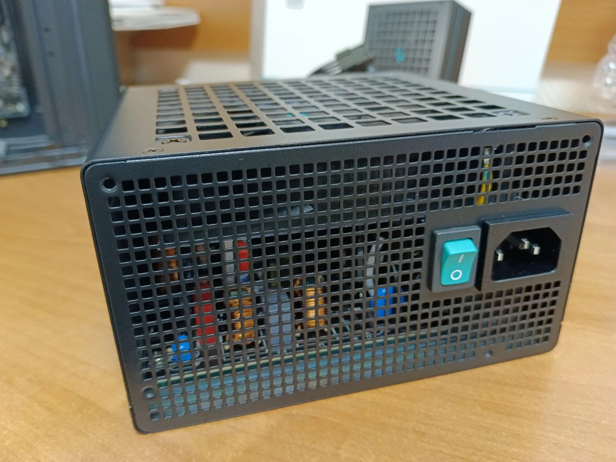 Блок питания Deepcool ATX 400W PF400 V2 80 PLUS (R-PF400D-HA0B-WDEU)